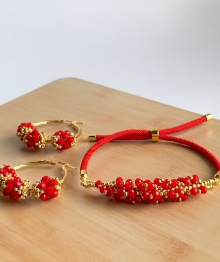 Set de pulsera y candongas rojas tejidas a mano rojo