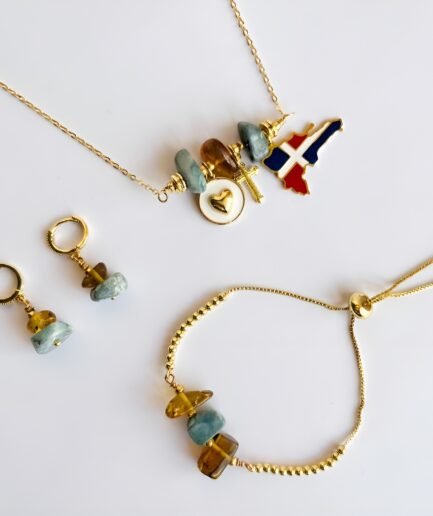 Set de collar mapa RD, pulsera y aretes en larimar y ámbar